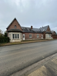 EXCLUSIVITE - AXE ST QUENTIN / AMIENS - A BRIE - Proche étangs et accès Autoroute