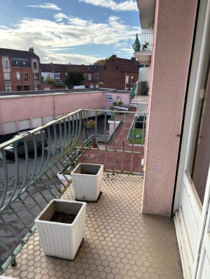 EXCLUSIVITE - ARRAS - APPARTEMENT AVEC BALCON - (réf : B0162) - Prix : 196 100 €