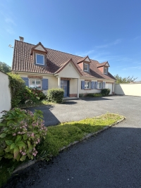 A PERONNE même - Pavillon basse consommation - ON POSE LES MEUBLES