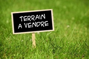A ALLAINES - Terrain à Bâtir de plus de 1 300 m² - Mandat n°M0138 - Prix : 32 000 €