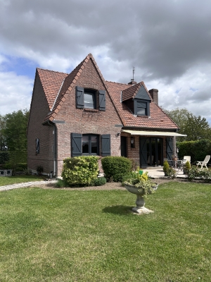 EXCLUSIVITE - ESTREES-MONS - ON POSE LES MEUBLES - (réf : S0174) - Prix : 299 250 €