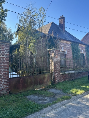 A BUIRE-COURCELLES - EXCLUSIVITE - Maison de Style entièrement à rénover - Pour bricoleurs avertis - (réf : D0134) - Prix : 34 000 €
