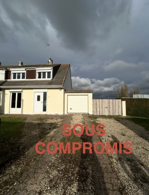 A ESTREES-DENIECOURT - Proche A1/A29 et gare TGV - (réf : D0152) - IDEAL INVESTISSEURS - Prix : 97 200 €